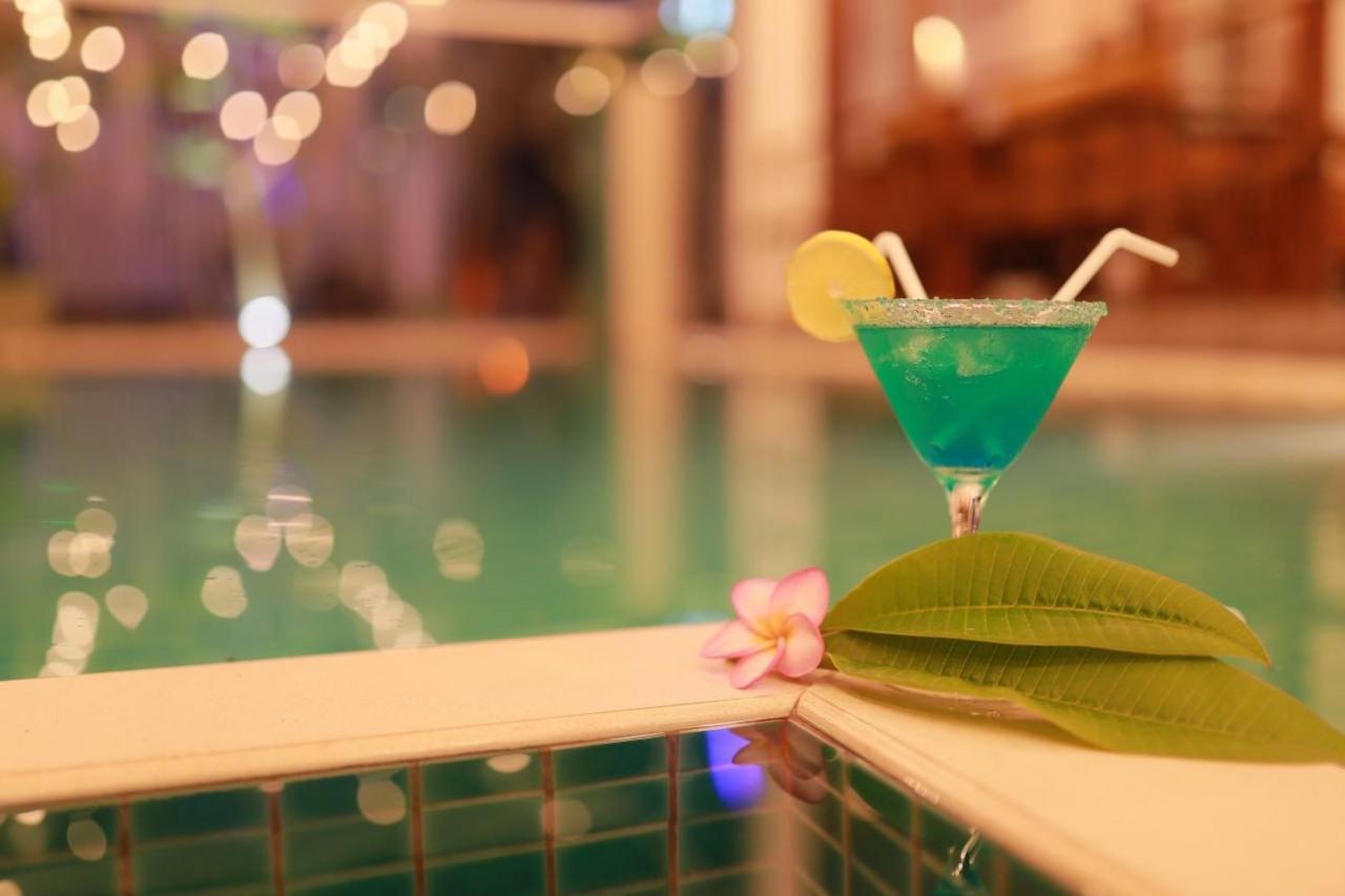 O2 Weligama Hotel & Spa Bagian luar foto
